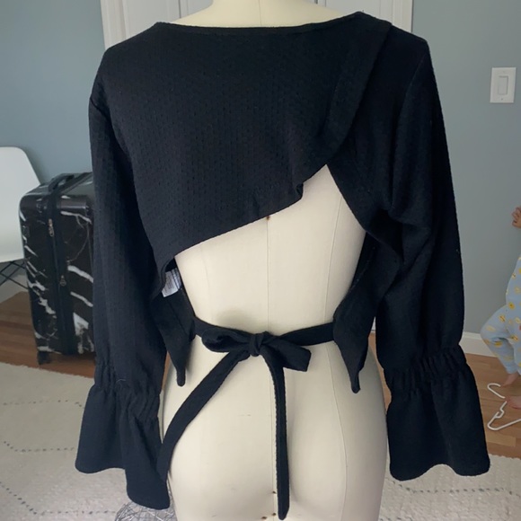 House of Sunny black backless top - Picture 3 of 5